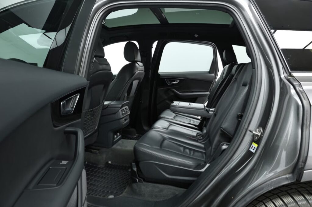 Audi Q7 4M