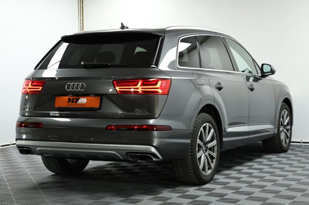 Audi Q7 4M