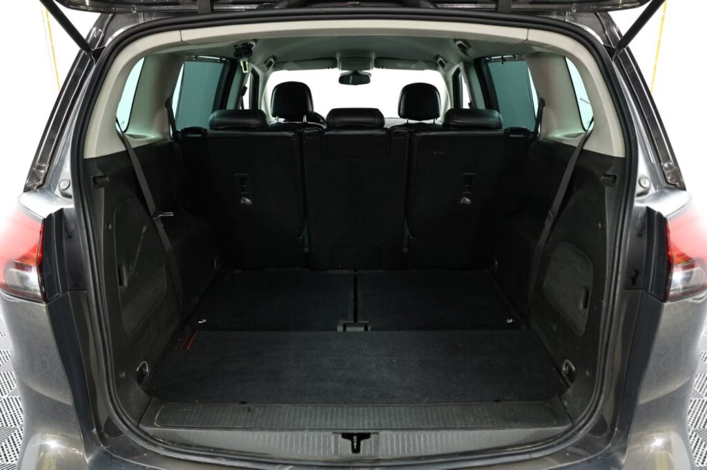 Opel Zafira C