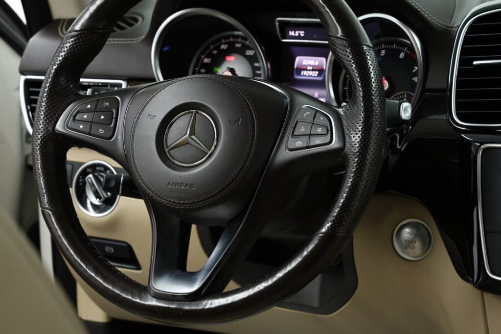 Mercedes-Benz GLS X166
