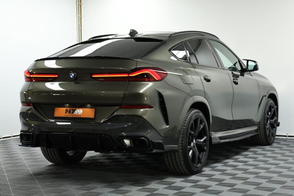 BMW X6 G06