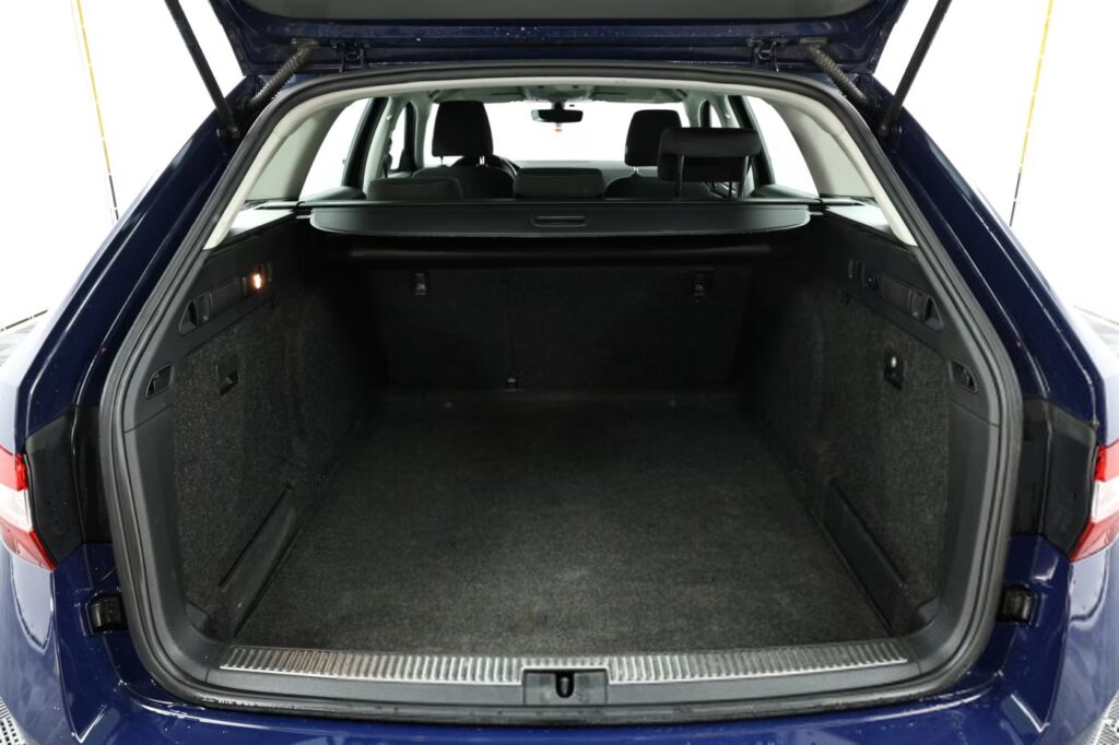 Skoda Superb III