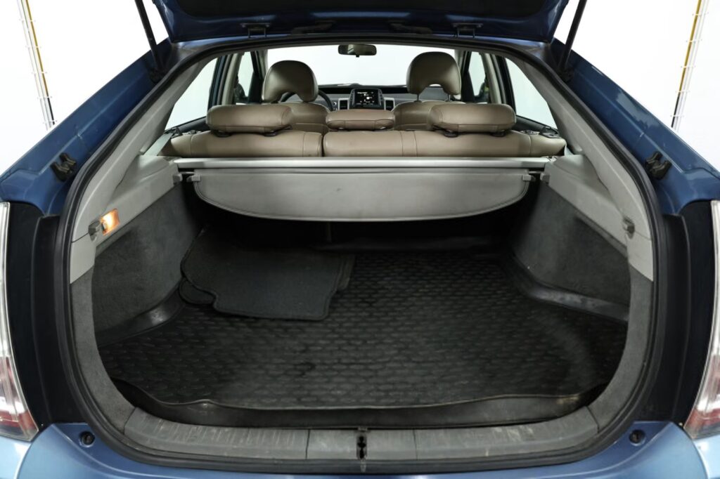 Toyota Prius II (XW20) · Рестайлинг