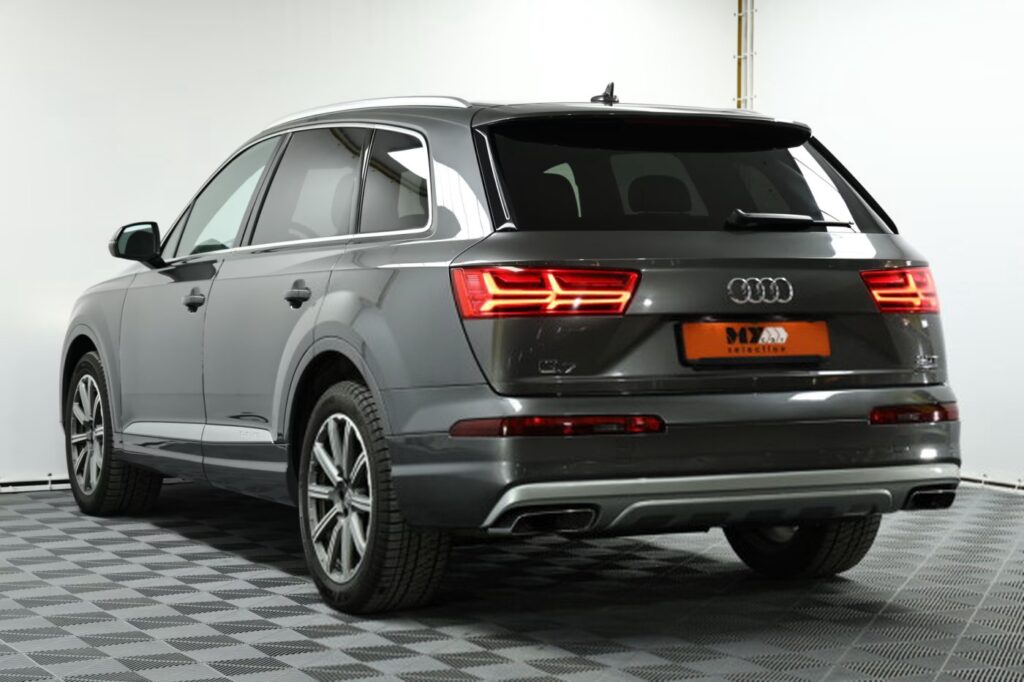 Audi Q7 4M