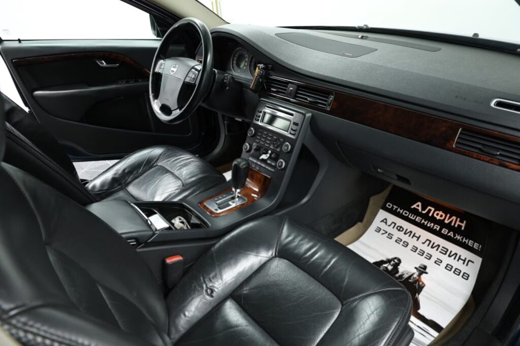 Volvo XC70 III