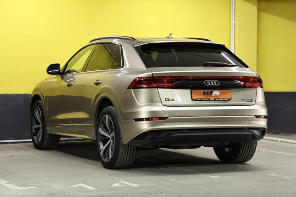Audi Q8 I