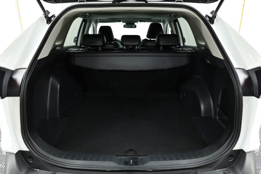 Toyota RAV4 V (XA50)