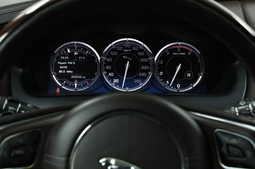 Jaguar XJ X351