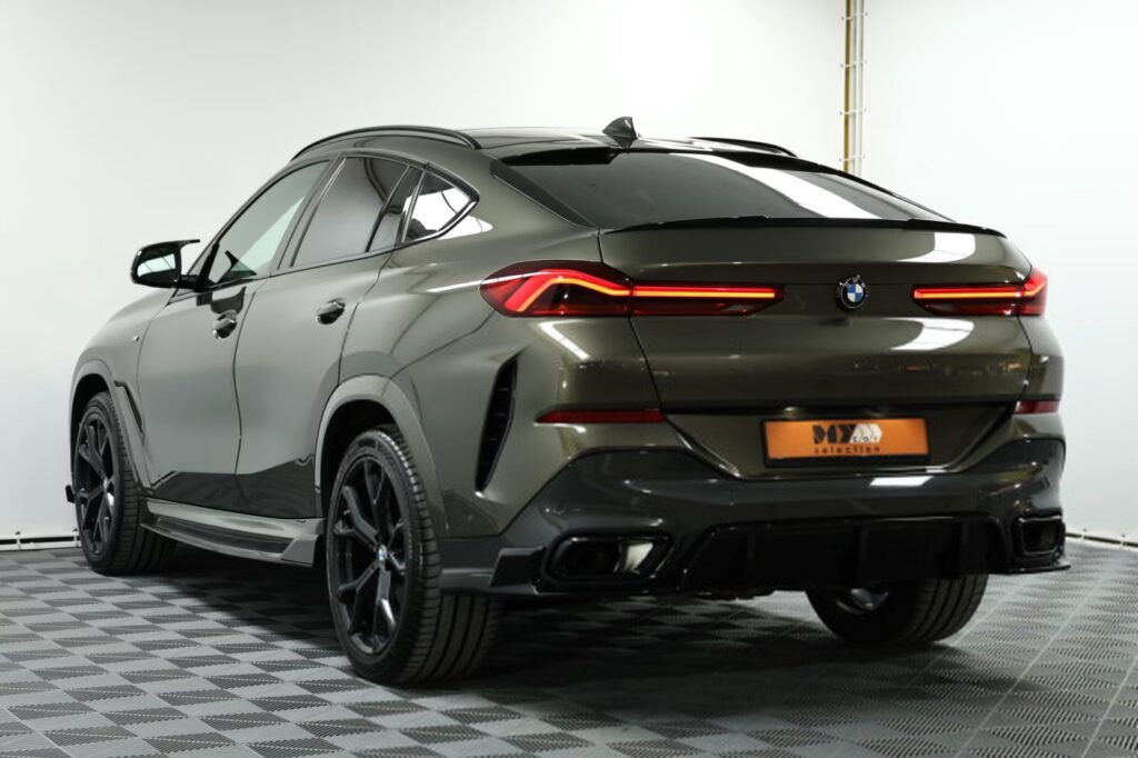 BMW X6 G06