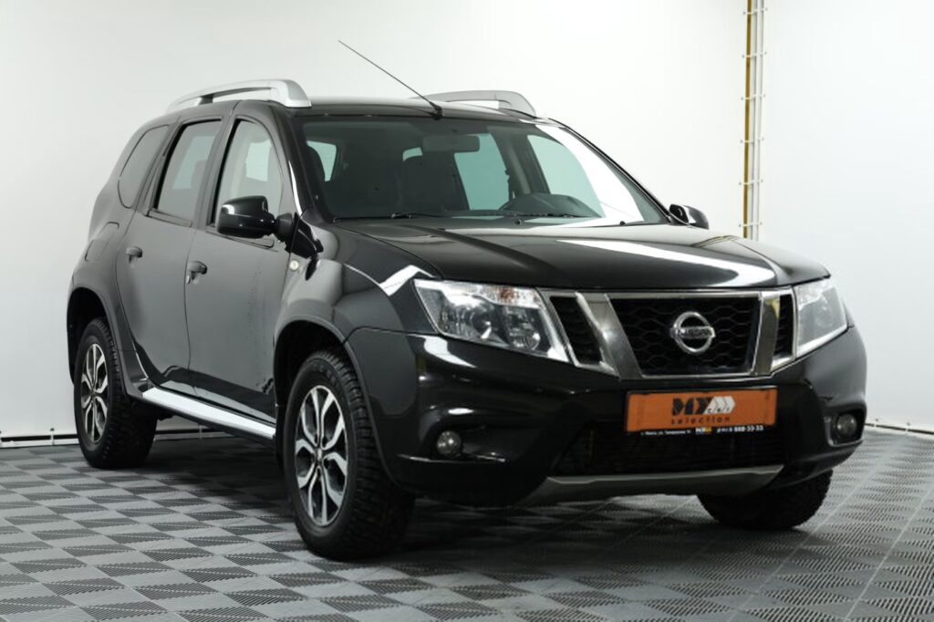 Nissan Terrano D10