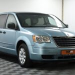 Chrysler Town and Country V