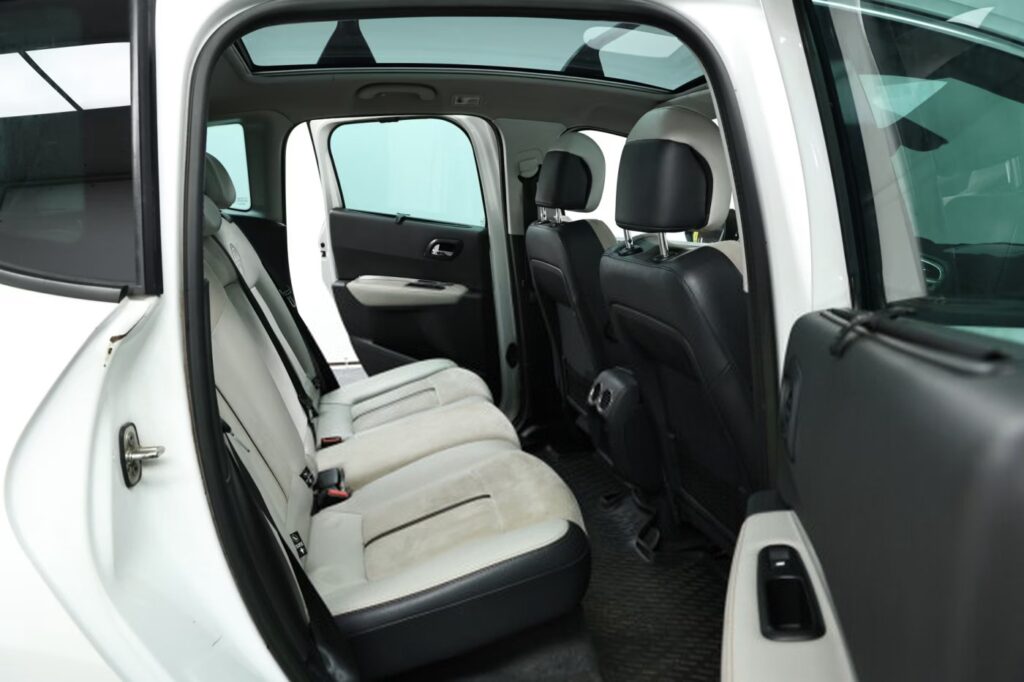 Peugeot 3008 I