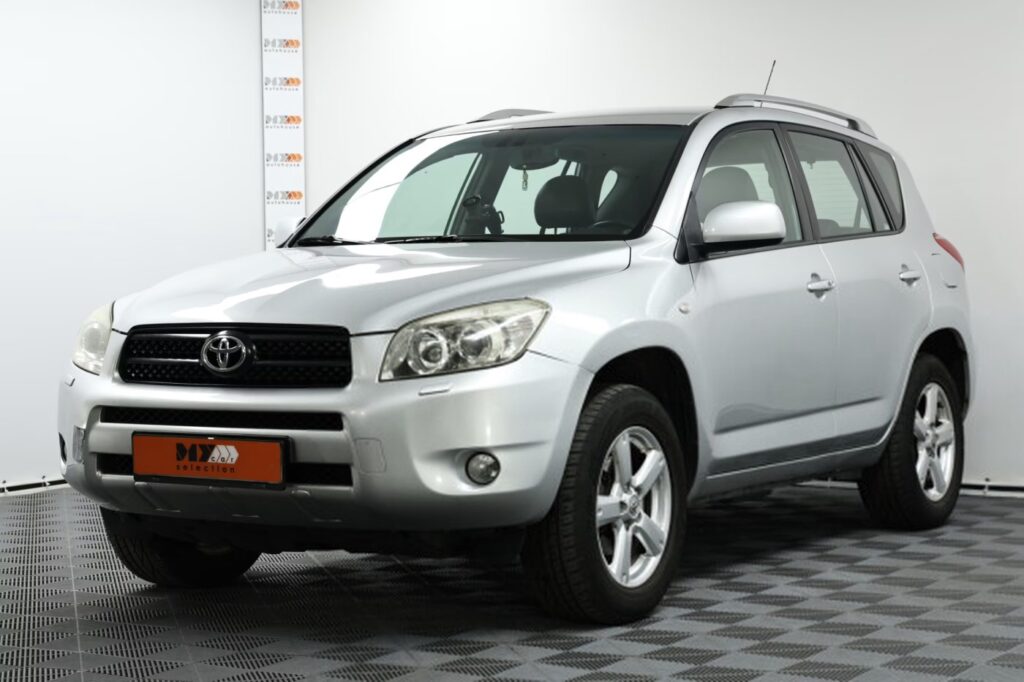 Toyota RAV4 III (XA30)