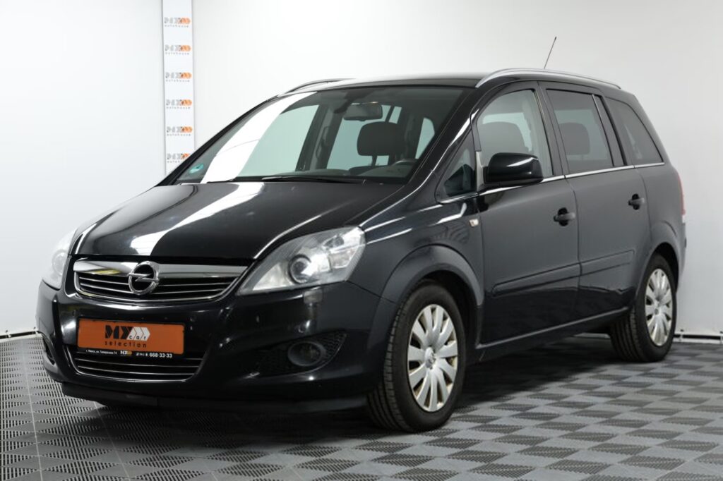 Opel Zafira B · Рестайлинг