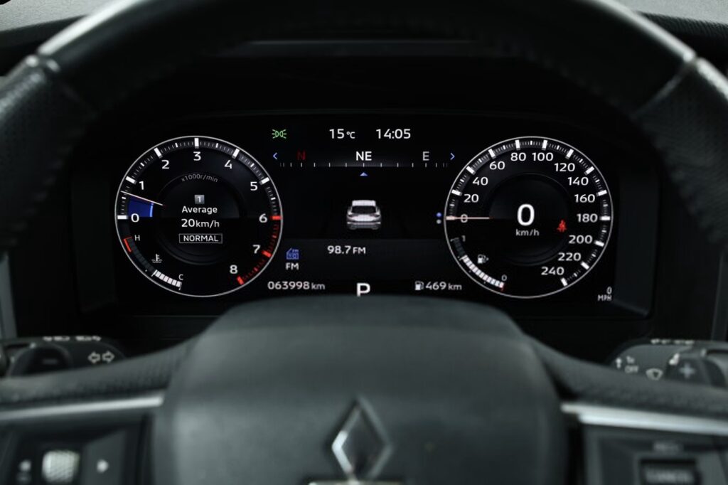 Mitsubishi Outlander IV
