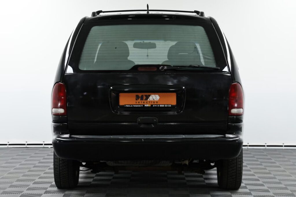 Chrysler Voyager III