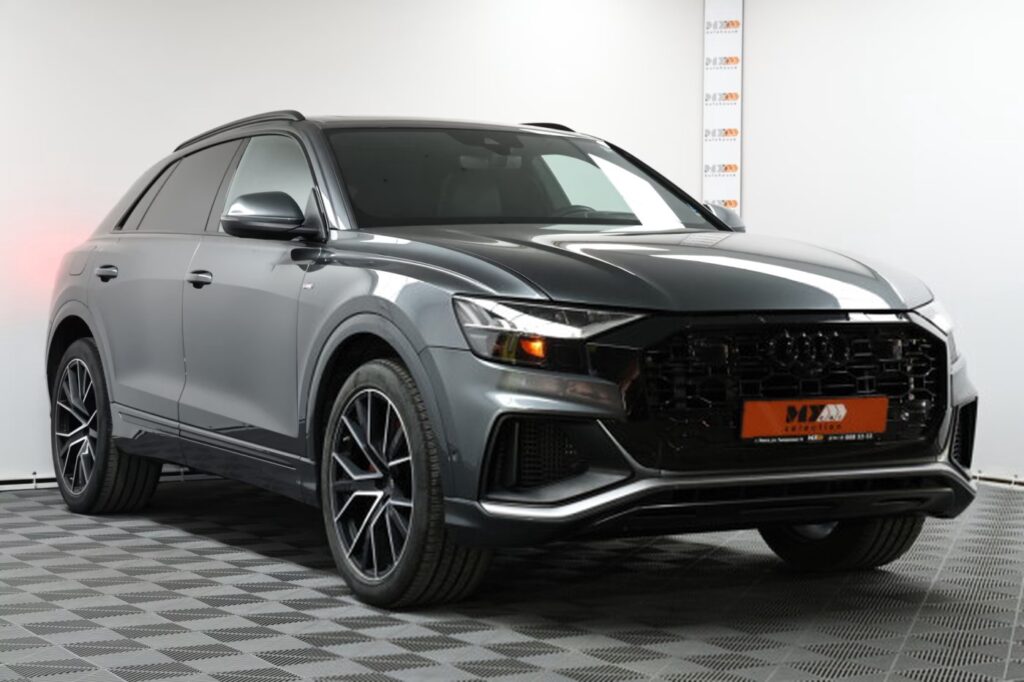 Audi Q8 I