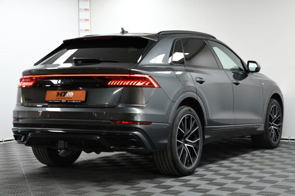 Audi Q8 I