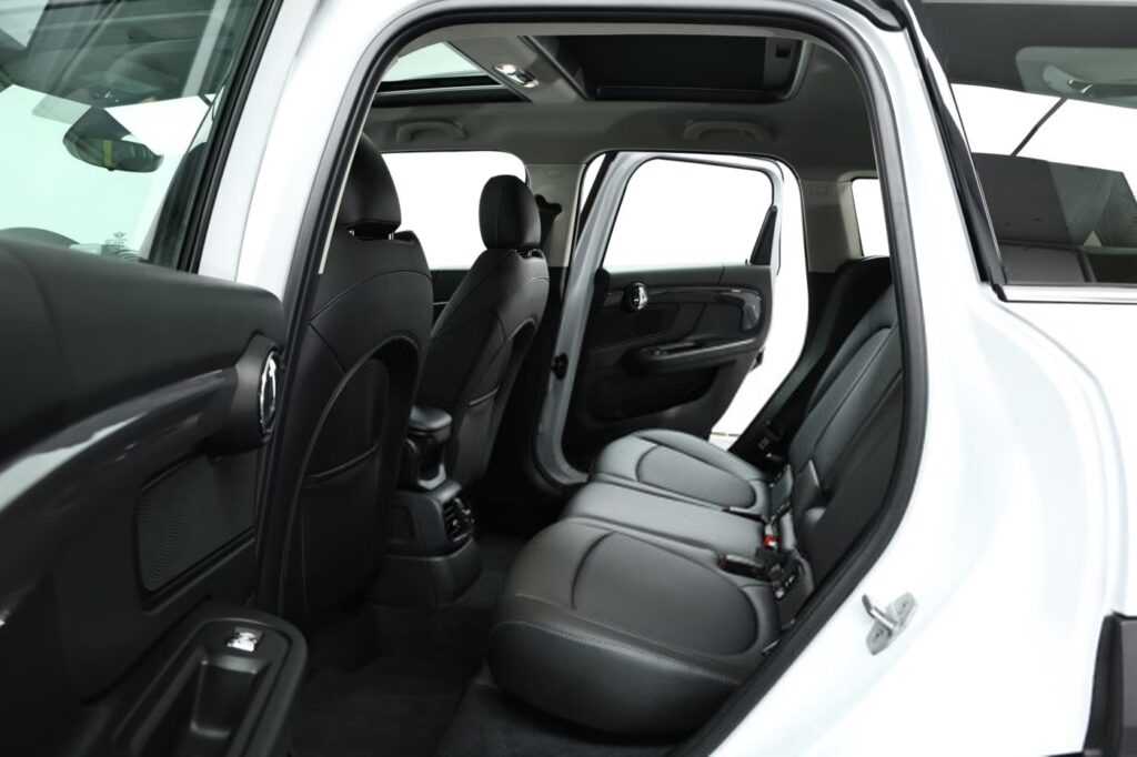Mini Countryman F60