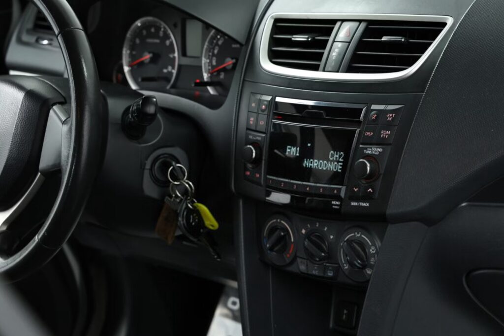 Suzuki Swift IV