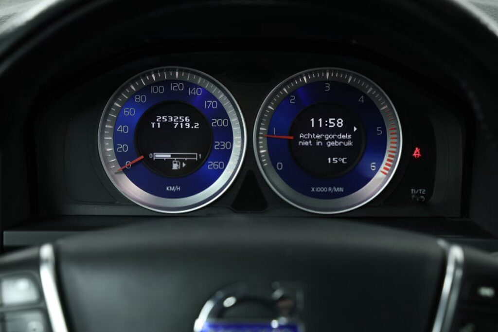 Volvo S60 II