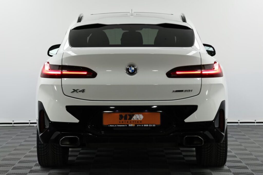 BMW X4 G02 · Рестайлинг