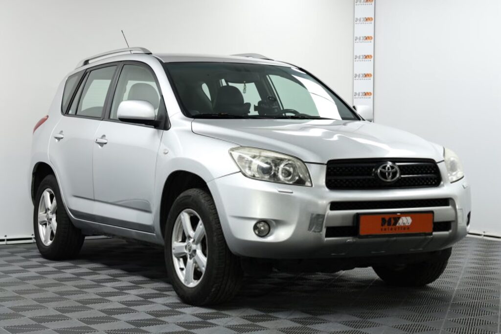 Toyota RAV4 III (XA30)