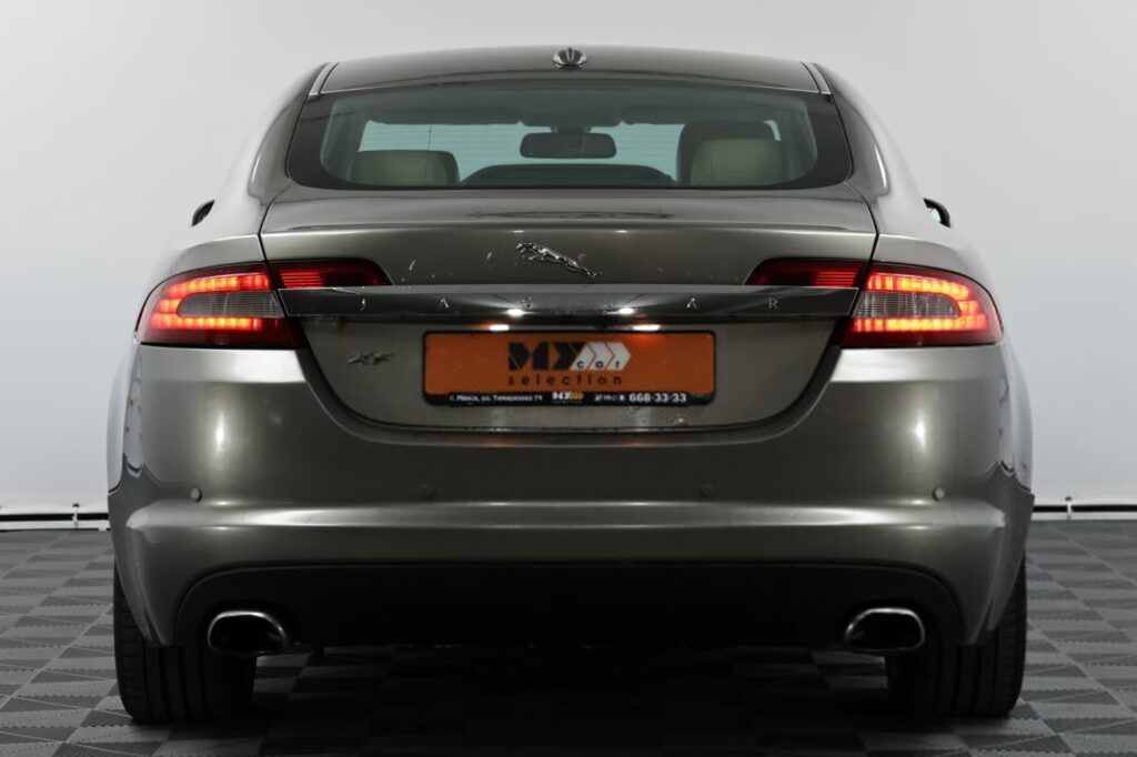 Jaguar XF X250