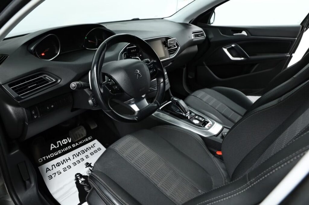 Peugeot 308 T9 · Рестайлинг