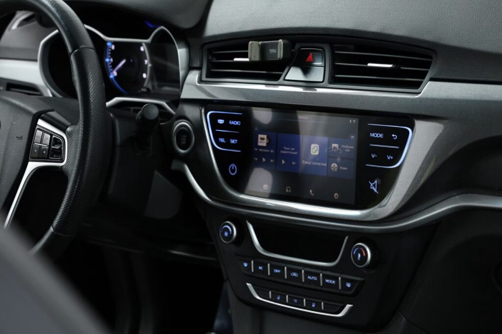 Geely emgrand I · Рестайлинг