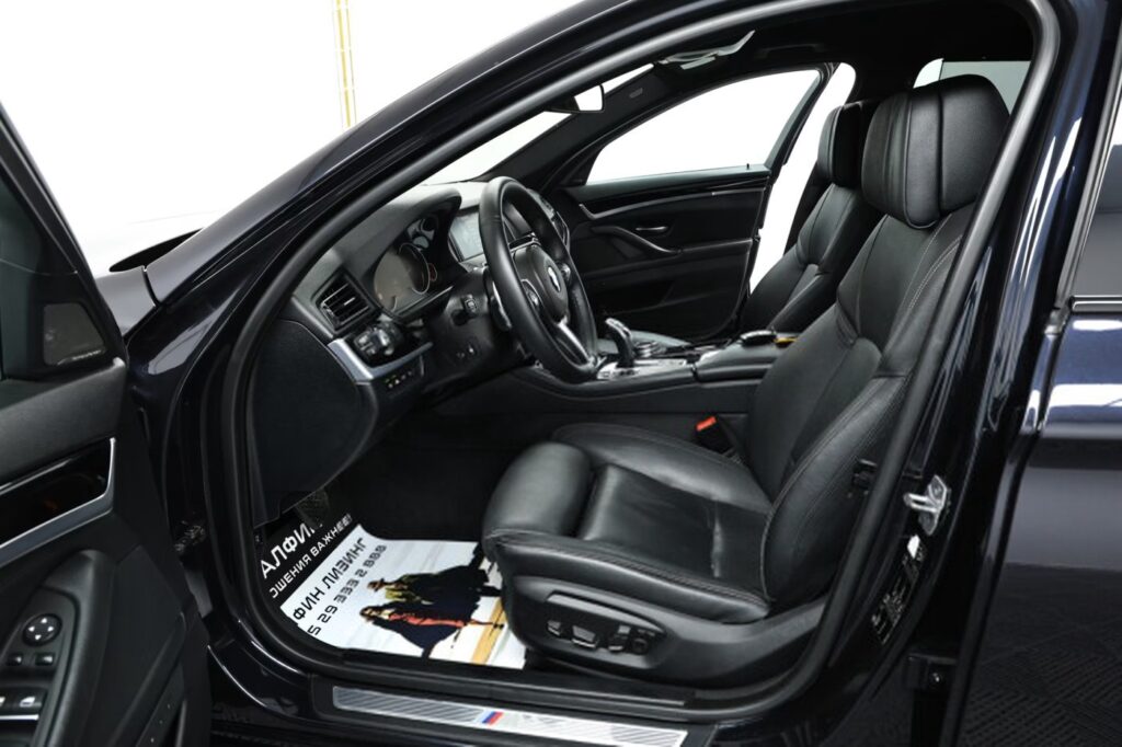 BMW 5 серия F10, F11 · Рестайлинг