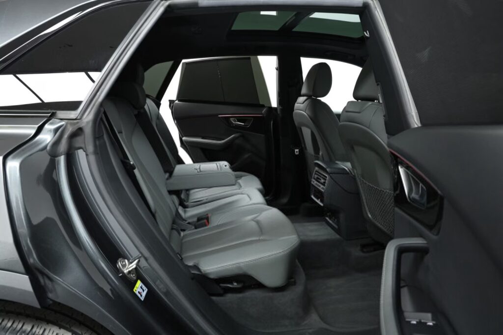 Audi Q8 I