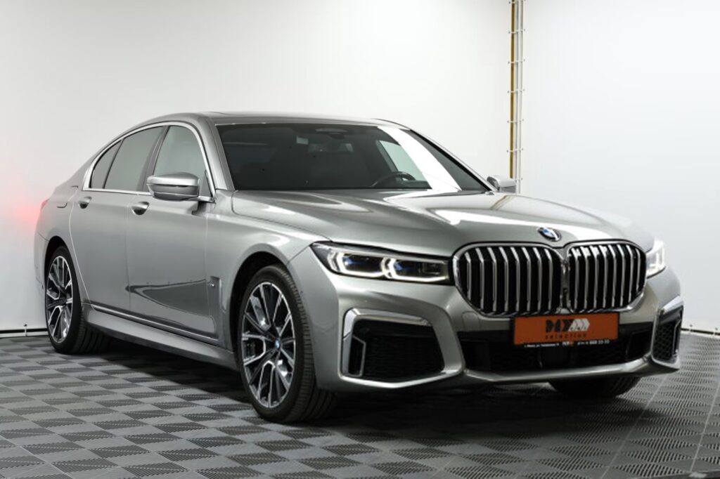 BMW 7 серия G11 · Рестайлинг