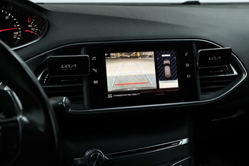 Peugeot 308 T9 · Рестайлинг