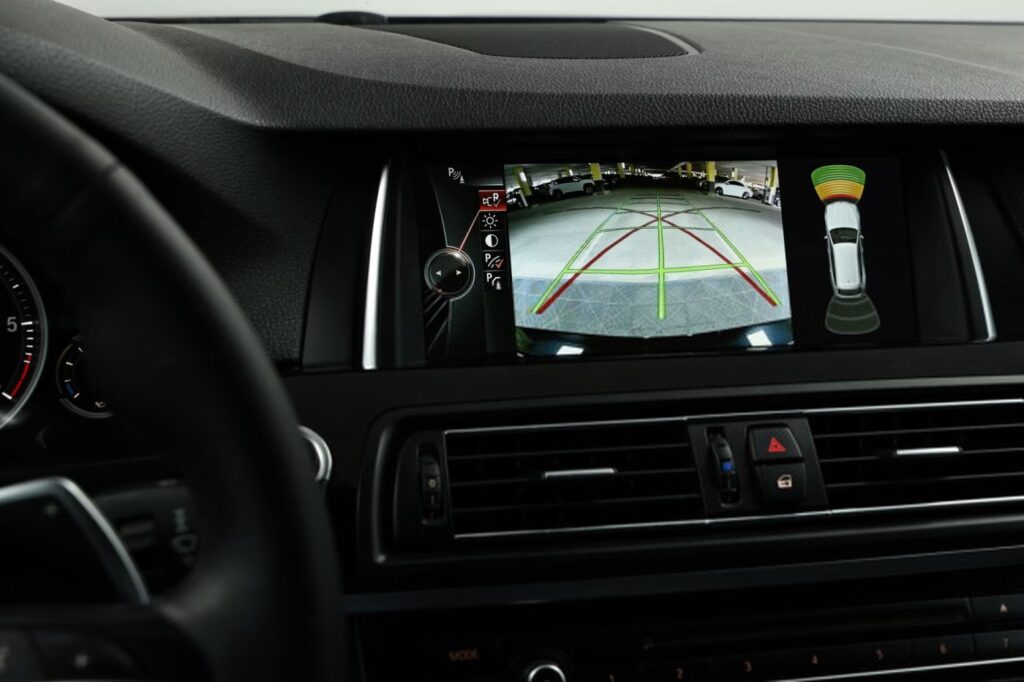 BMW 5 серия F10, F11 · Рестайлинг