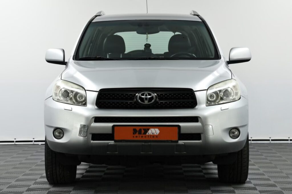 Toyota RAV4 III (XA30)