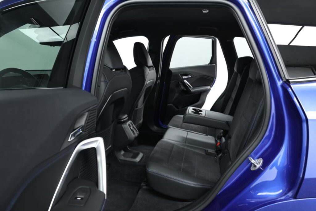 BMW X1 U11