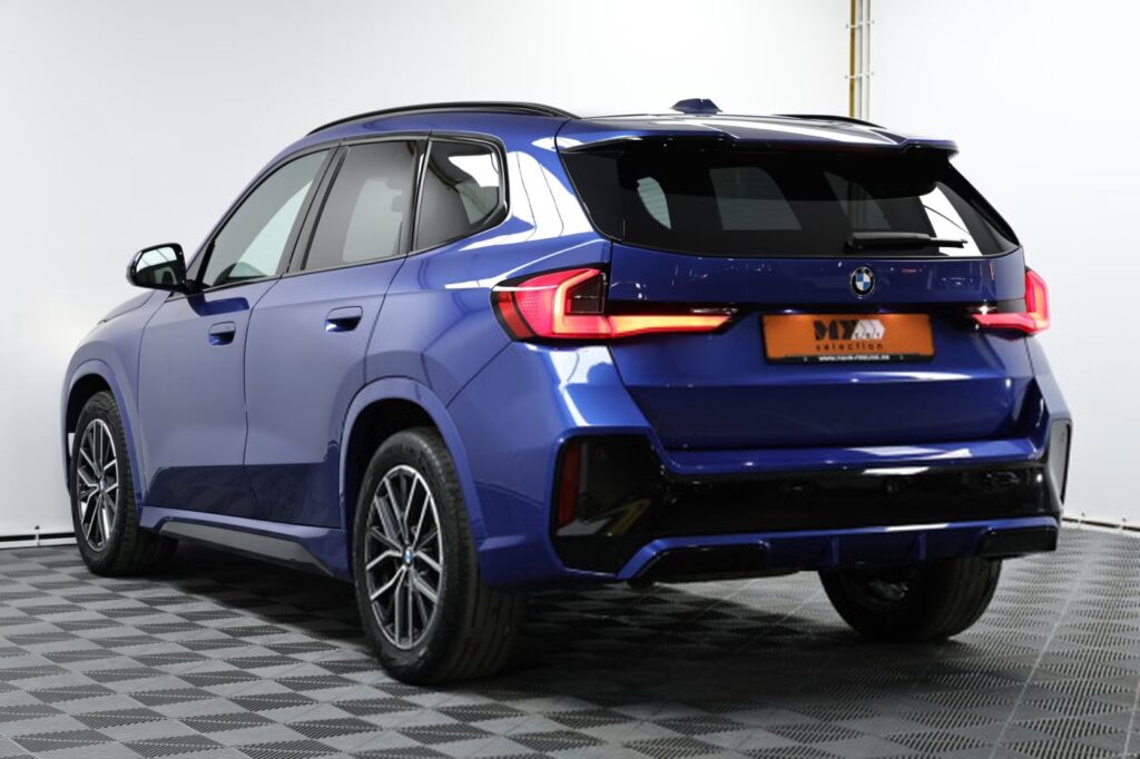BMW X1 U11