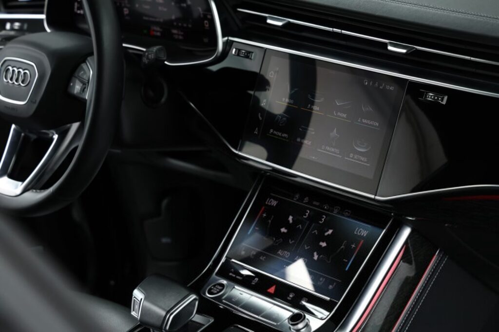 Audi Q8 I