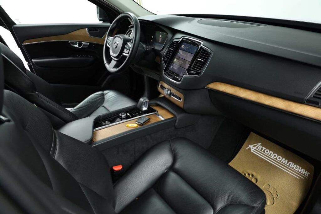 Volvo XC90 II · Рестайлинг