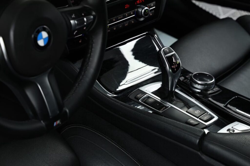 BMW 5 серия F10, F11 · Рестайлинг