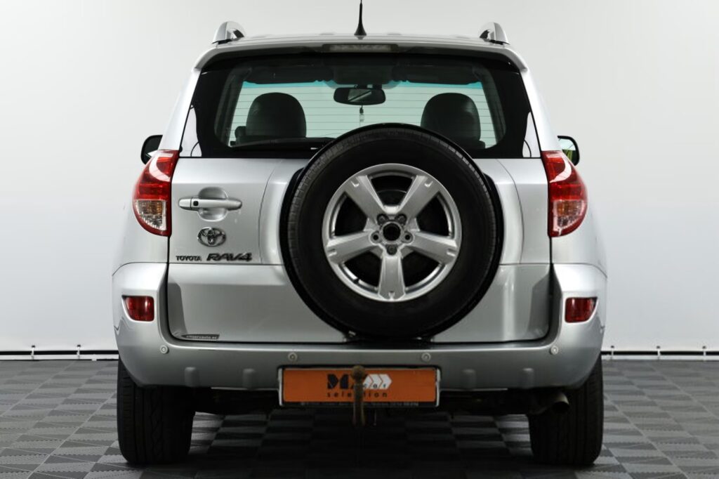 Toyota RAV4 III (XA30)