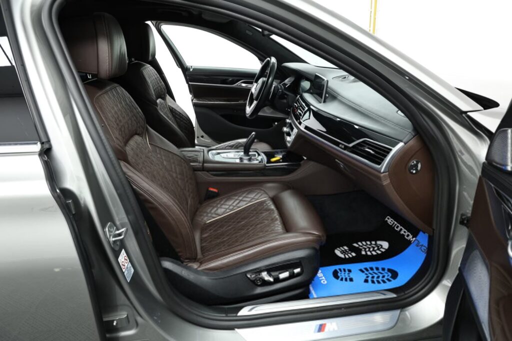 BMW 7 серия G11 · Рестайлинг