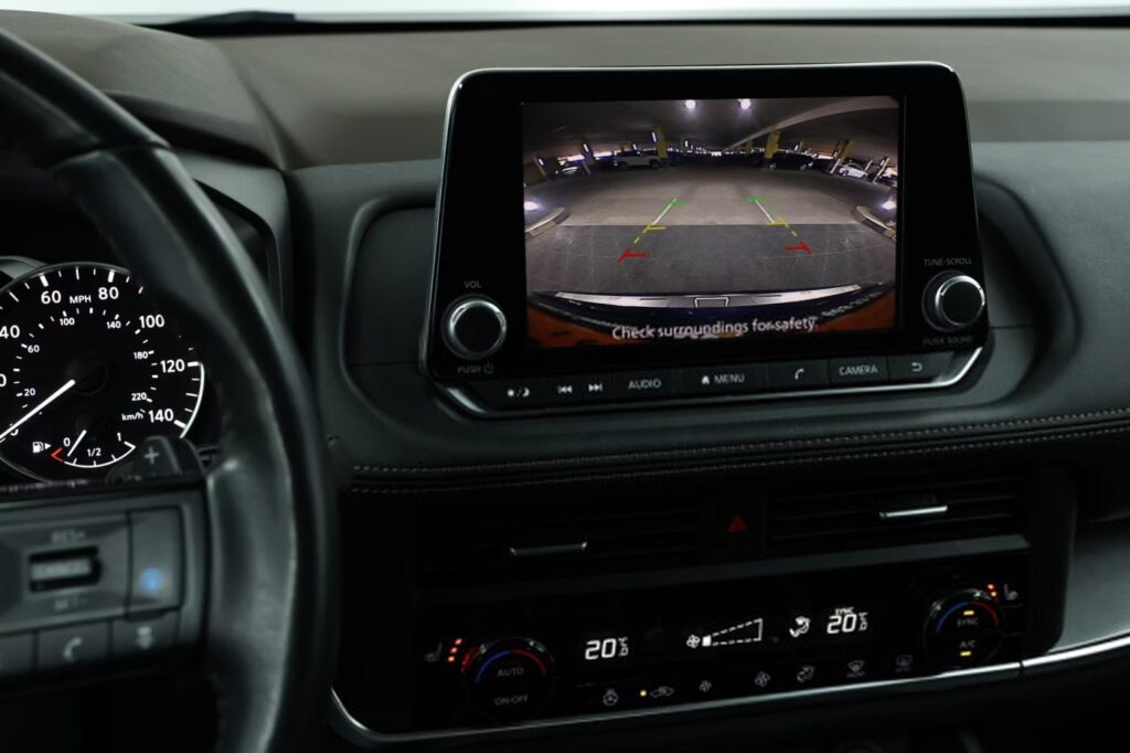 Nissan Rogue III