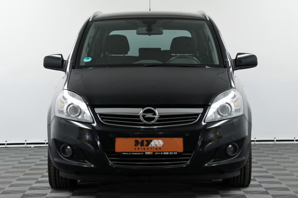 Opel Zafira B · Рестайлинг