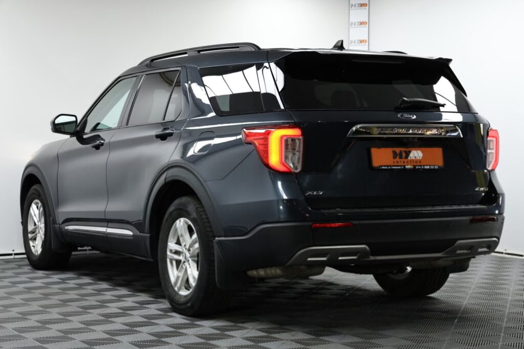 Ford Explorer VI