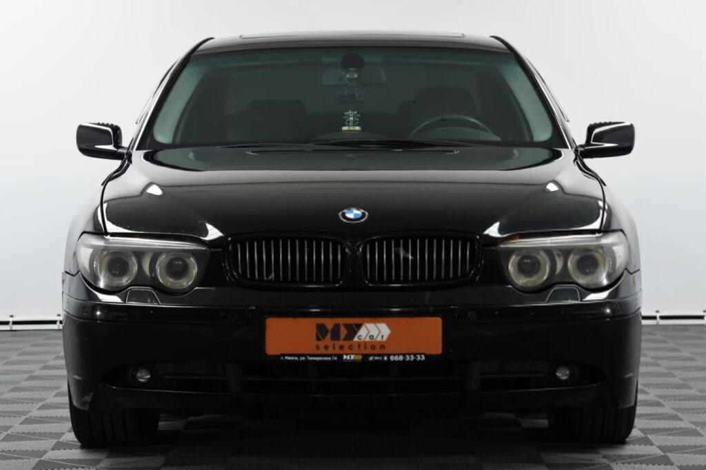 BMW 7 серия E65