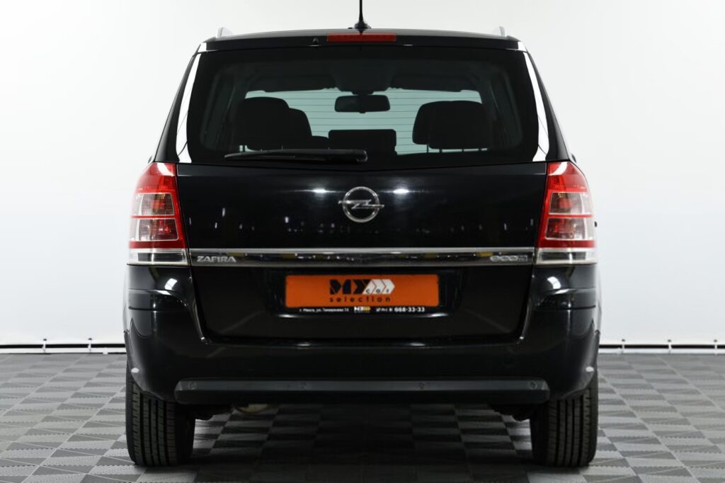 Opel Zafira B · Рестайлинг