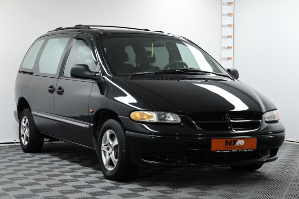Chrysler Voyager III