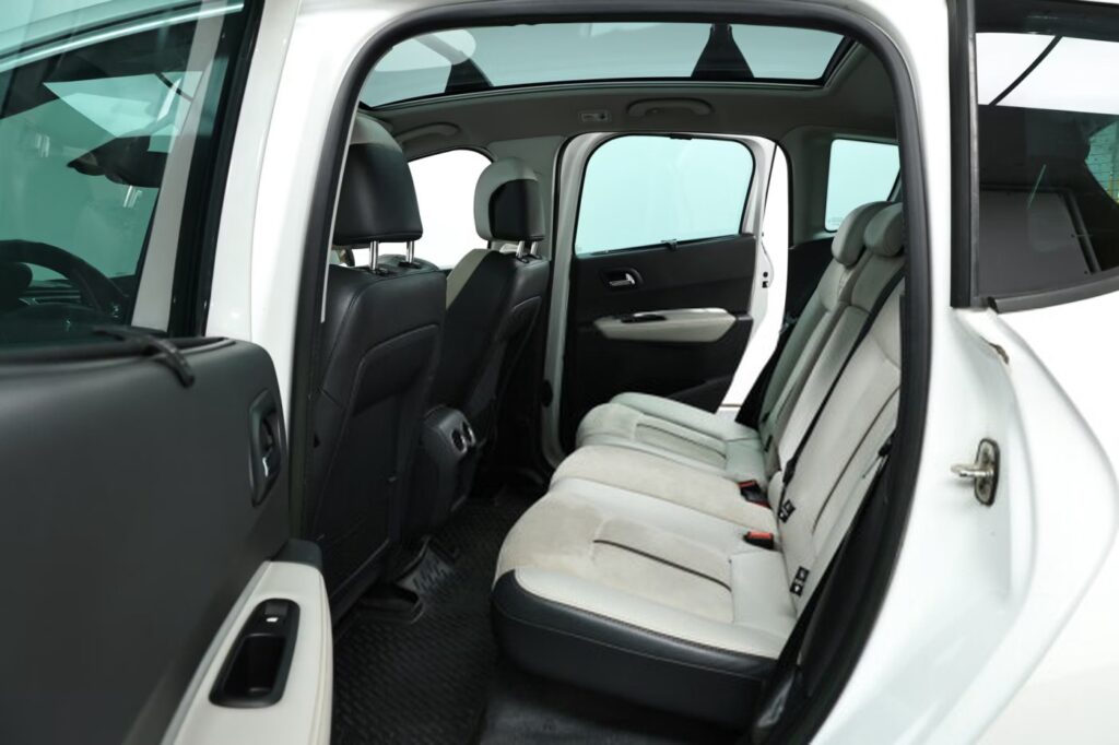 Peugeot 3008 I